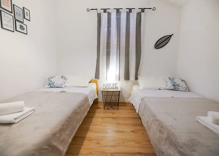 דירה House Dalma