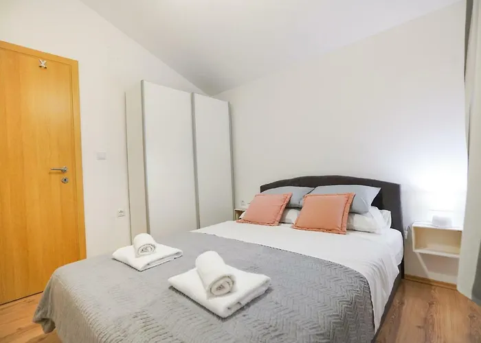 Apartament House Dalma *